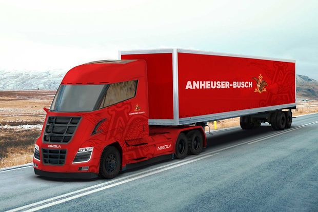 Pivo od Anheuser-Busch nebude vozit jen Tesla Semi, ale i vodíková Nikola